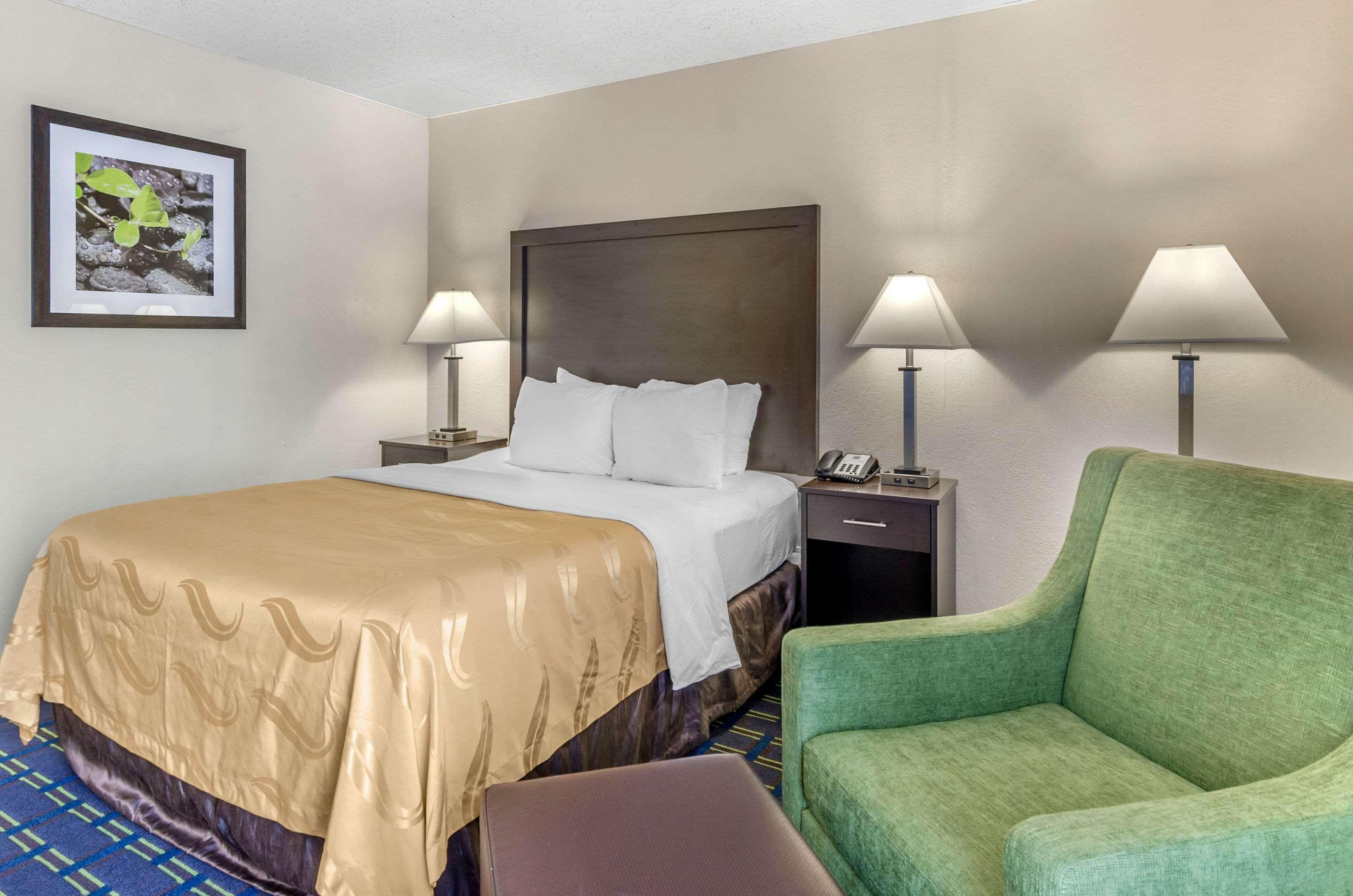 Quality Inn Waynesboro - Skyline Drive Exterior photo