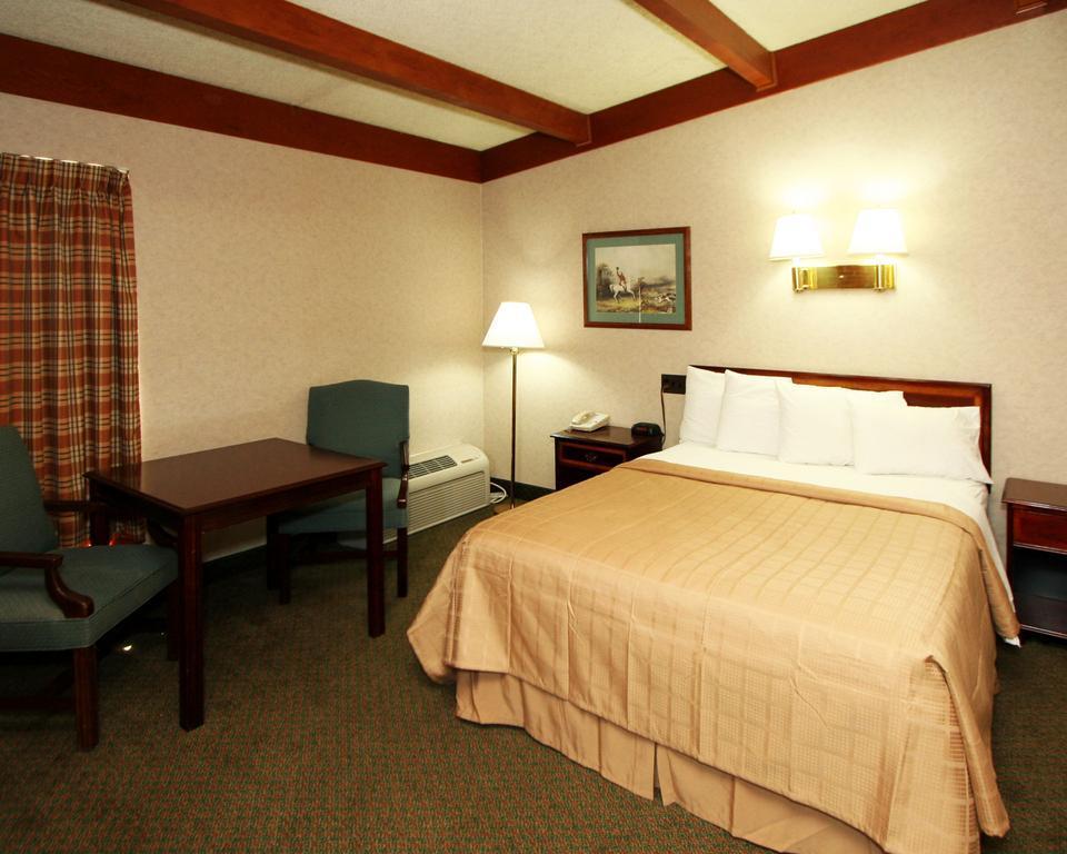 Quality Inn Waynesboro - Skyline Drive Exterior photo