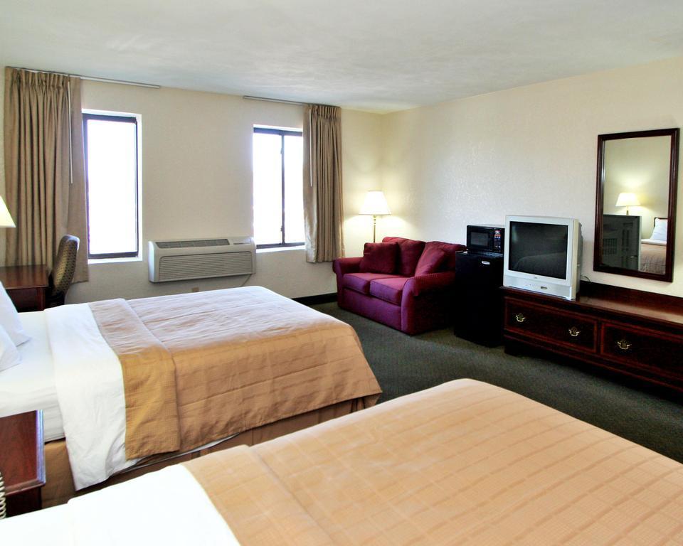 Quality Inn Waynesboro - Skyline Drive Exterior photo