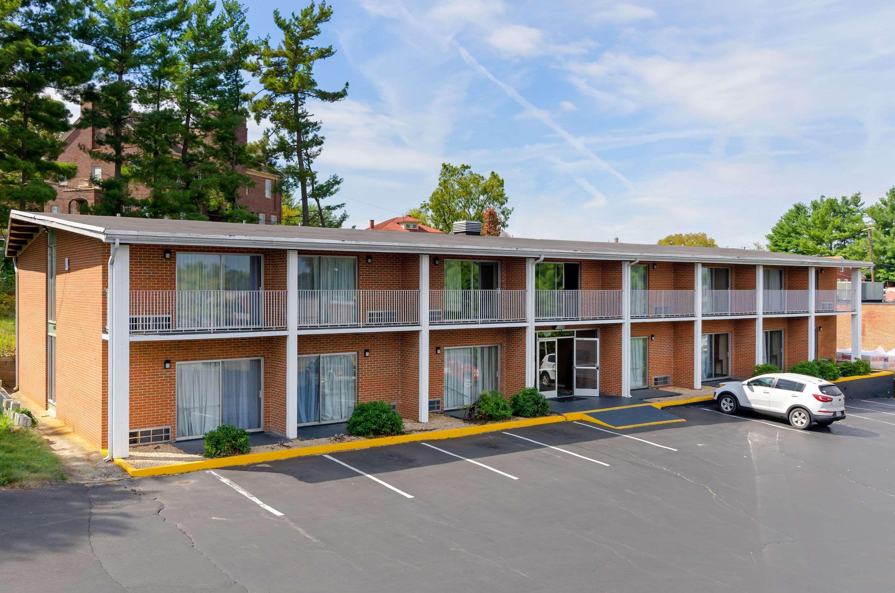 Quality Inn Waynesboro - Skyline Drive Exterior photo