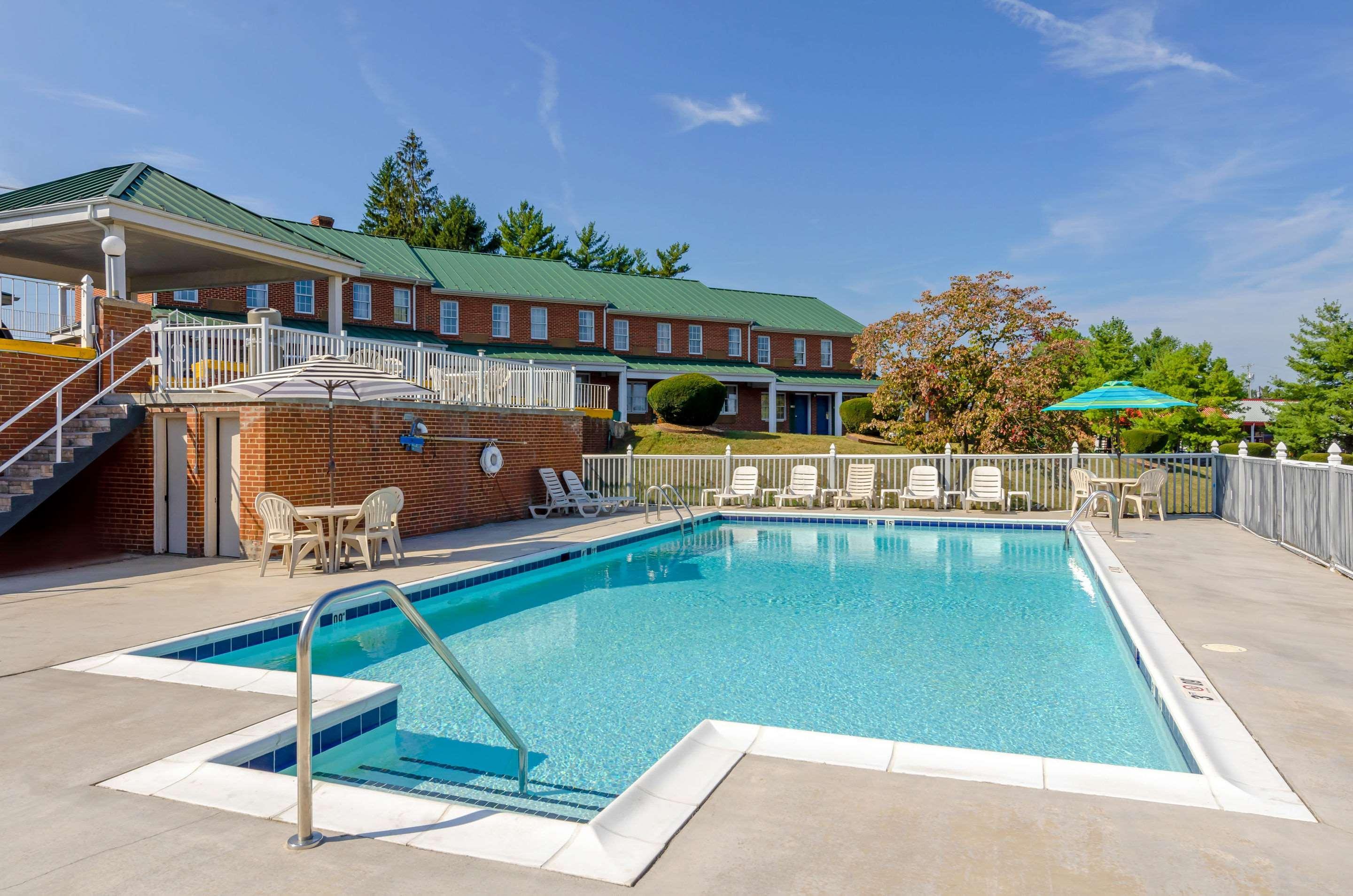 Quality Inn Waynesboro - Skyline Drive Exterior photo