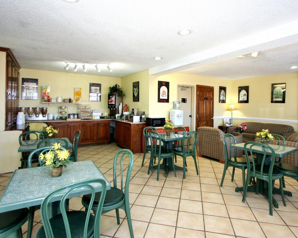 Quality Inn Waynesboro - Skyline Drive Exterior photo