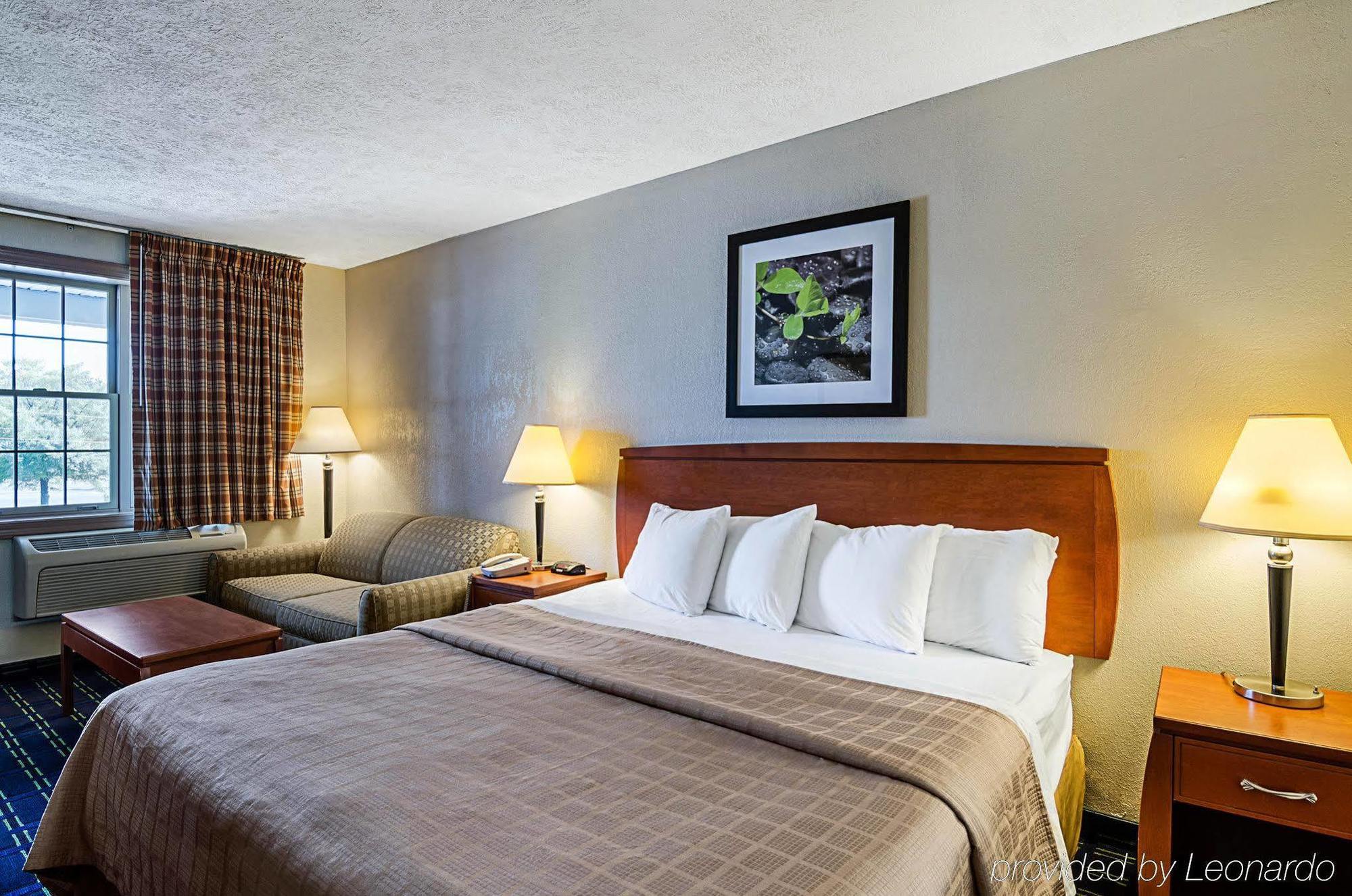 Quality Inn Waynesboro - Skyline Drive Exterior photo