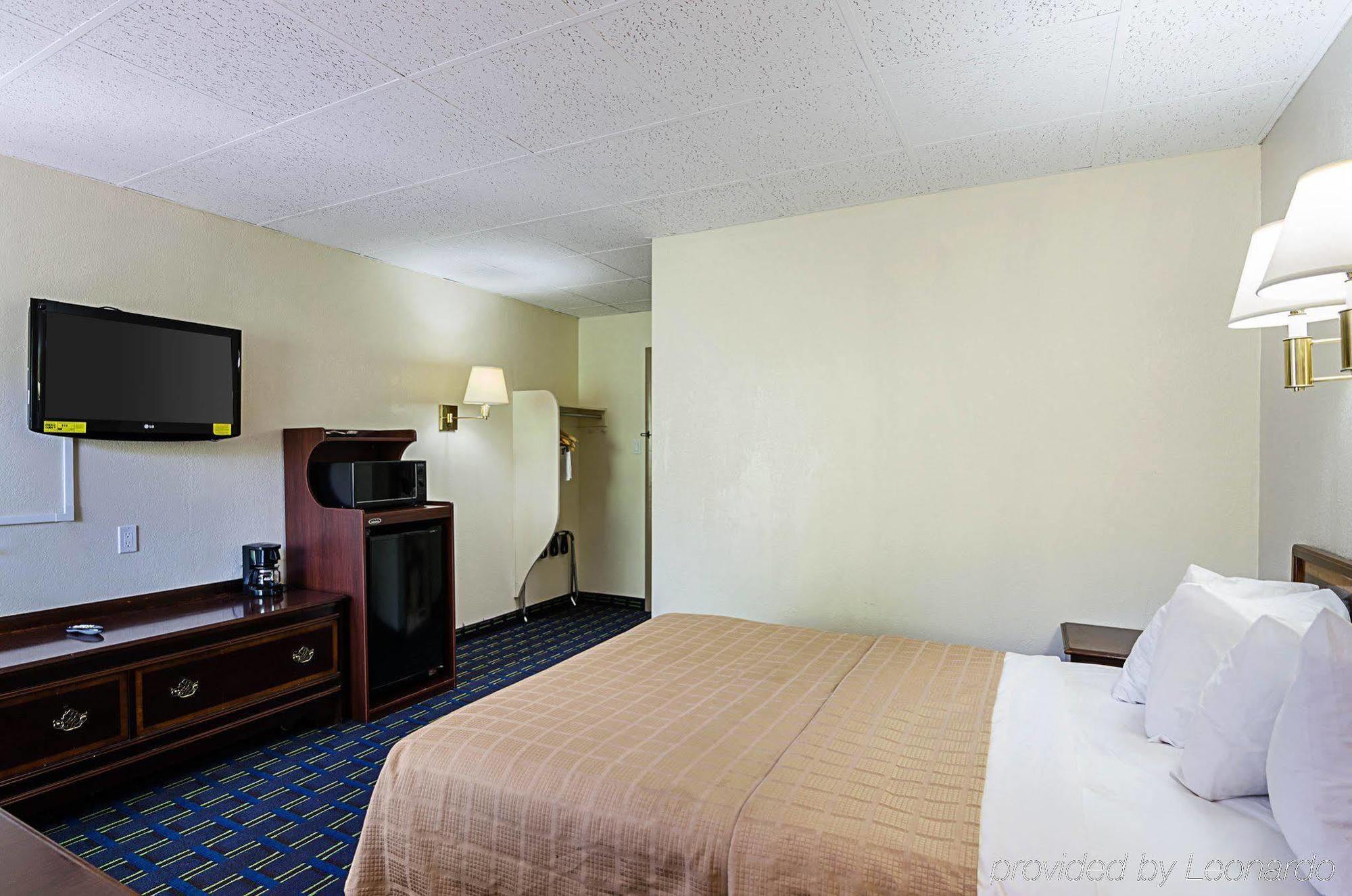 Quality Inn Waynesboro - Skyline Drive Exterior photo