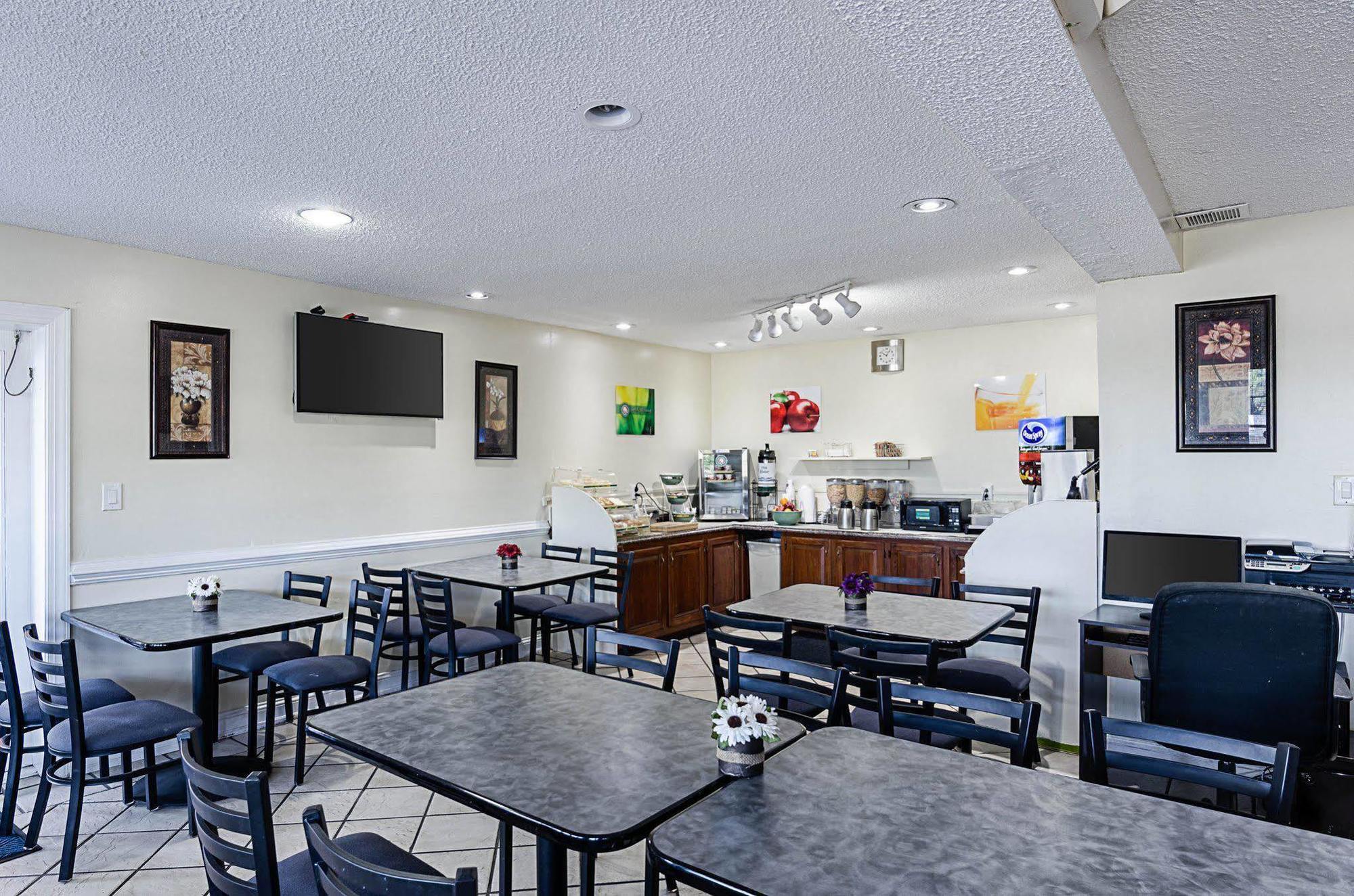 Quality Inn Waynesboro - Skyline Drive Exterior photo
