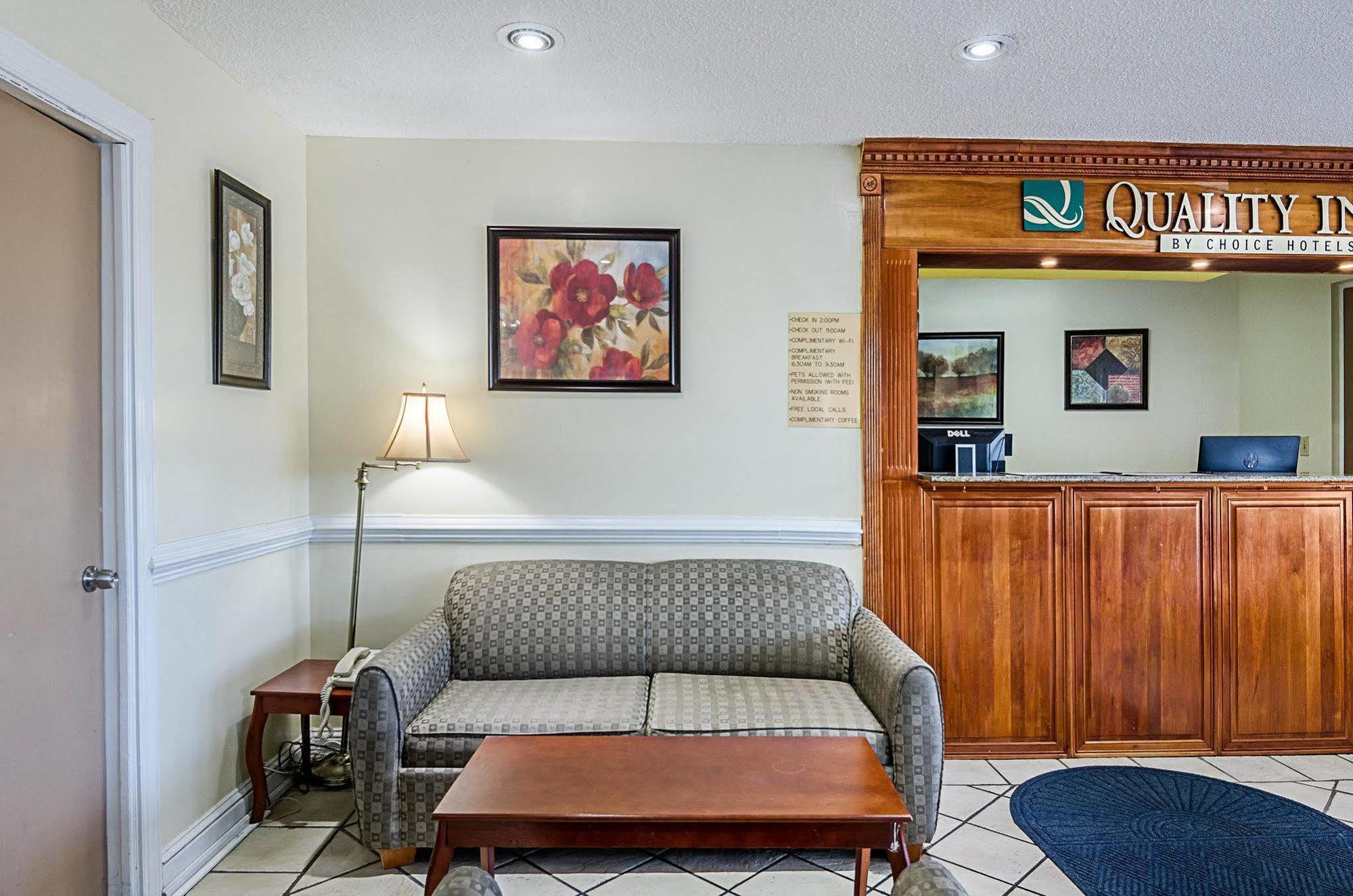 Quality Inn Waynesboro - Skyline Drive Exterior photo